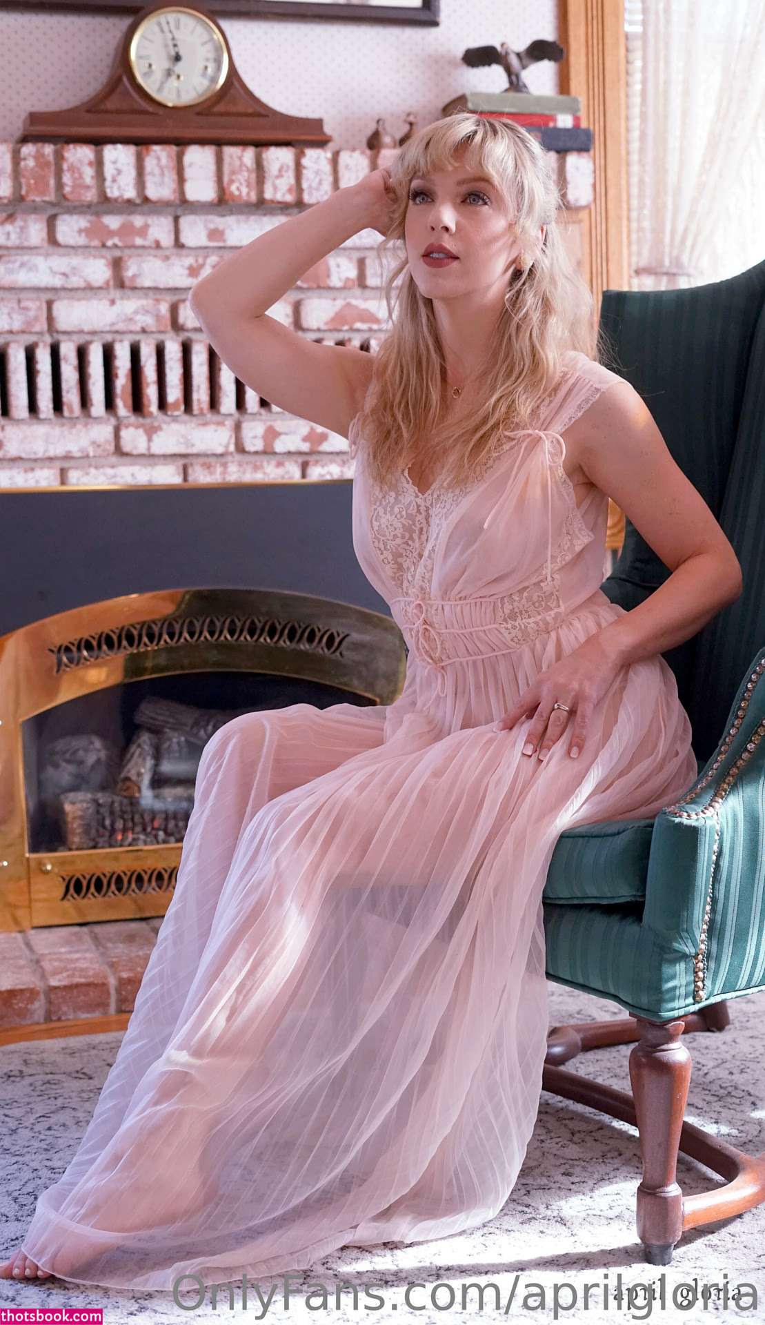 April Gloria Nude OnlyFans Photos #3 1099221