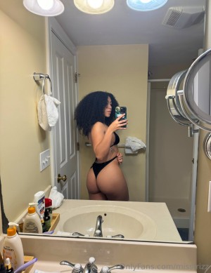 Frizzylifts Nude OnlyFans Photos #3