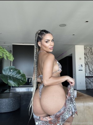 Araqueenbae Nude OnlyFans Photos #1