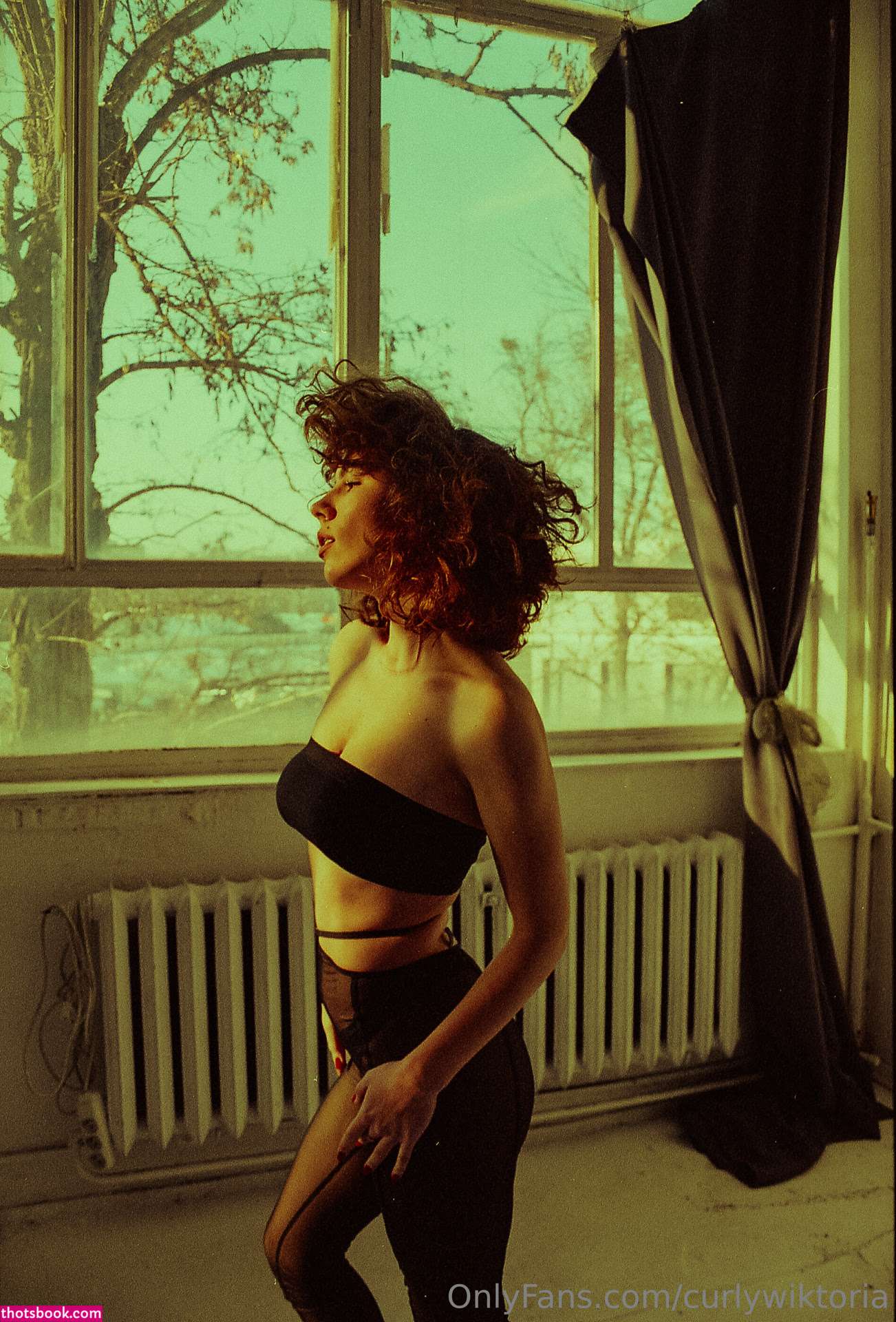 curlywiktoria wiktoria moldawiak Nude OnlyFans Photos #11 1065035