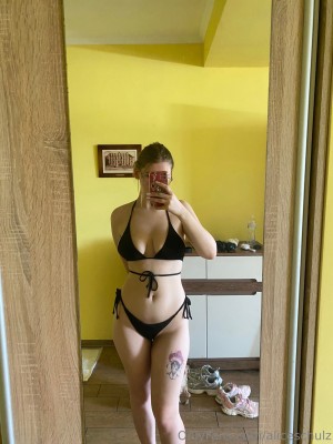 aliceschulz kleinealicee Nude Leaks OnlyFans Photos #5