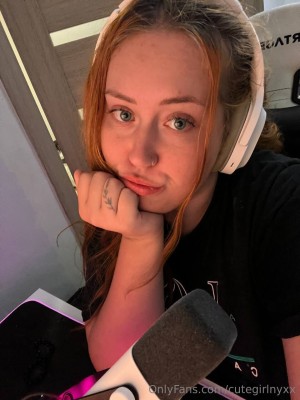 cutegirlnyxx Nude Leaks OnlyFans Photos #4