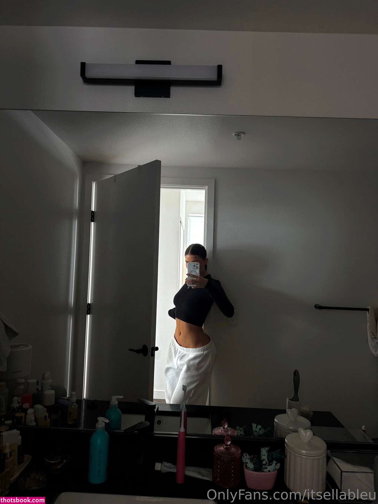 itsellableu Nude Leaks OnlyFans Photos #5 1772937