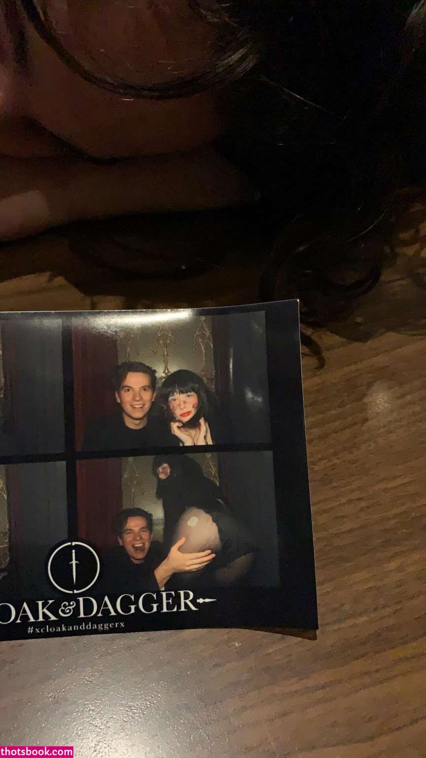 thestrawberrybutcher SuzieSon charlieisomething Nude Leaks OnlyFans Photos #1 1741503