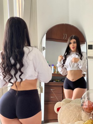 Sofa Hurtado Nude Leaks OnlyFans Photos #1