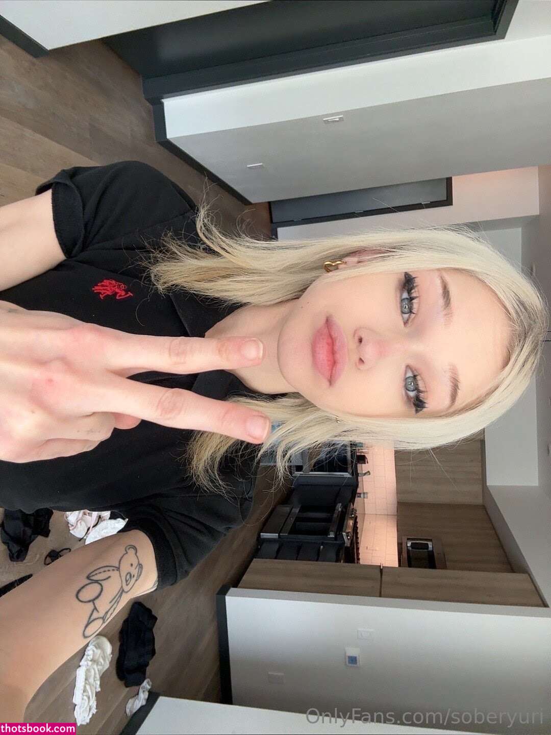 soberyuri Nude Leaks OnlyFans Photos #3 1778988