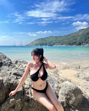 izepyn Nude Leaks OnlyFans Photos #4