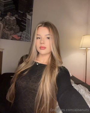 alisanuts Nude Leaks OnlyFans Photos #2
