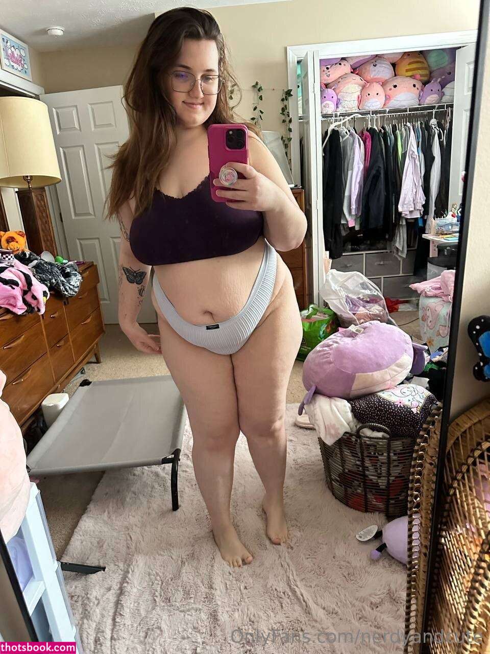 nerdyandcute Nude Leaks OnlyFans Photos #1 1777005