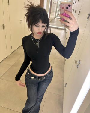 Hirixie Nude Leaks OnlyFans Photos #2