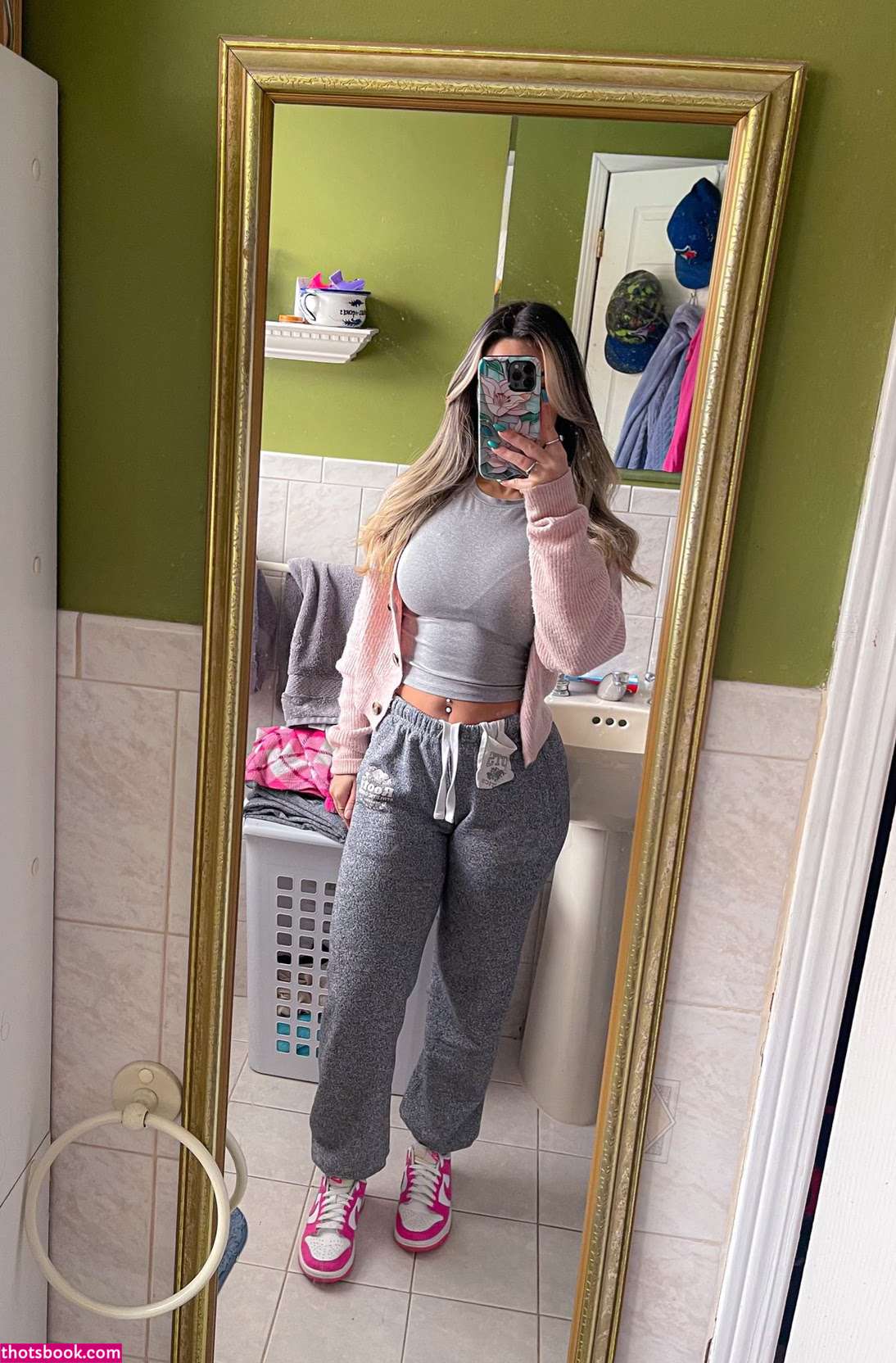 Leafsnlifts Nude Leaks OnlyFans Photos #1 1757930