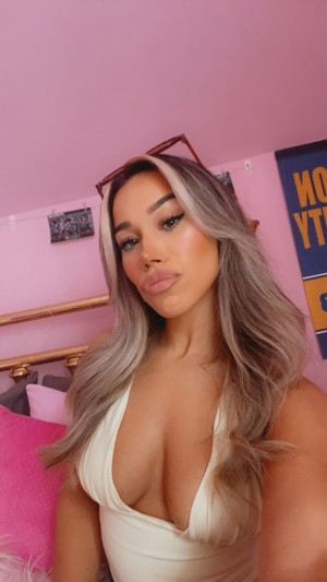 Leafsnlifts Nude Leaks OnlyFans Photos #2