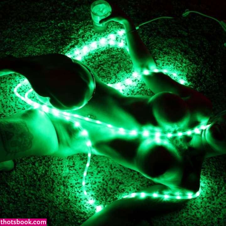 Roxi Riotxx Nude Leaks OnlyFans Photos #1 1758484