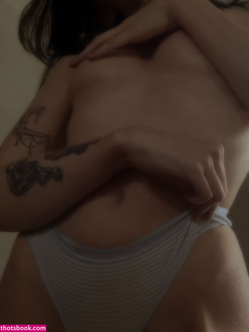 The Kinky Poet Alyssa Loxart Nude Leaks OnlyFans Photos #5 1758783