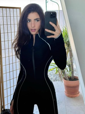 Andrea Botez Nude Leaks OnlyFans Photos #12