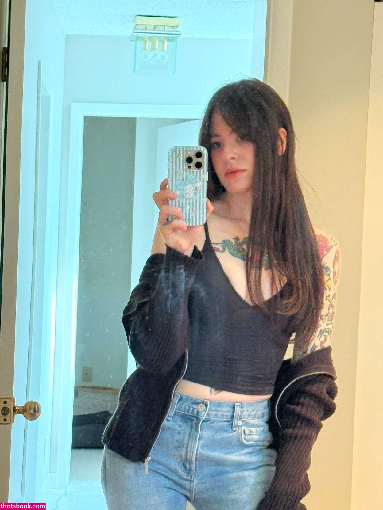 Anisa Jomha Nude Leaks OnlyFans Photos #4 1741967