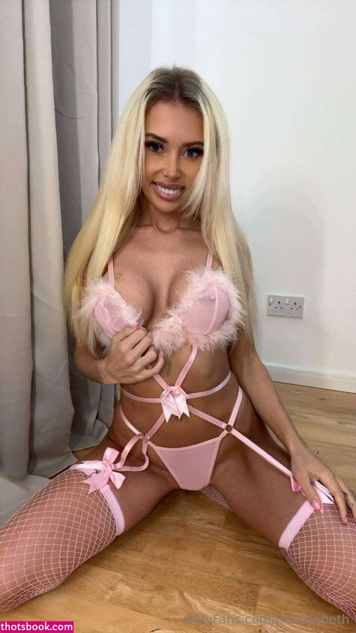 Maiisiebeth MaisieMae Nude Leaks OnlyFans Photos #2 1767032