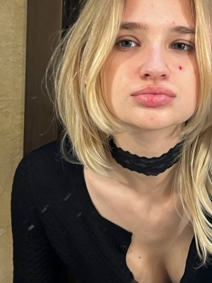 Anokhina Liza Nude Leaks OnlyFans Photos #1