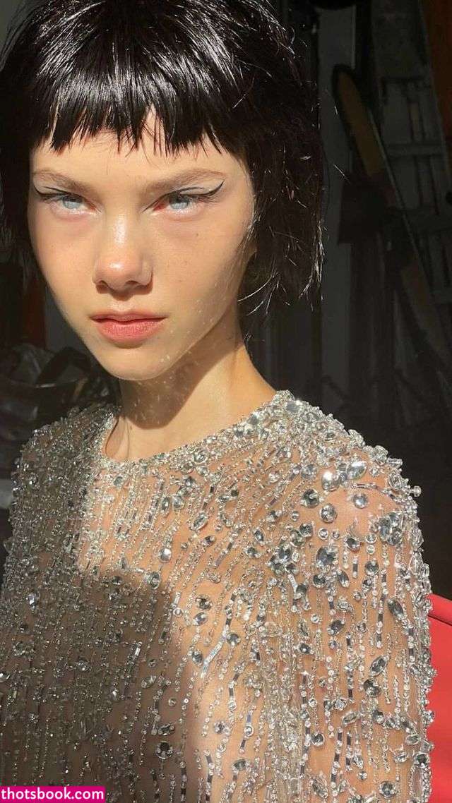 Phoebe Combes Nude Leaks OnlyFans Photos #4 1769358