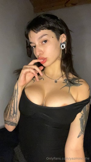 missyazminn Nude Leaks OnlyFans Photos #4